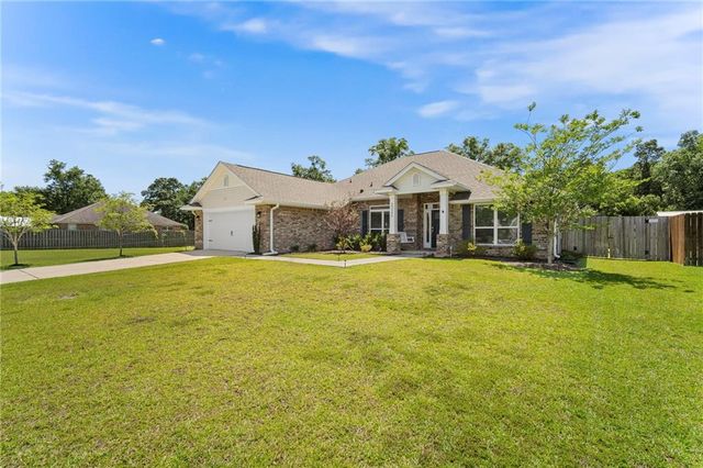 23260 Ridgewood Drive, Robertsdale, AL 36567
