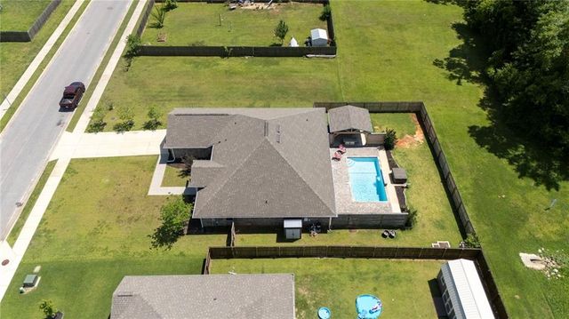 23260 Ridgewood Drive, Robertsdale, AL 36567