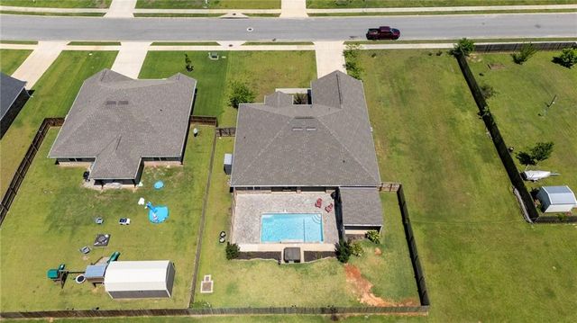 23260 Ridgewood Drive, Robertsdale, AL 36567