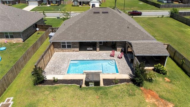 23260 Ridgewood Drive, Robertsdale, AL 36567