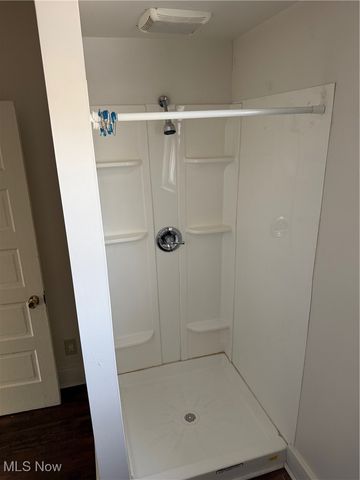 1235 Bellows Street, Akron, OH 44301