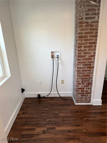 1235 Bellows Street, Akron, OH 44301