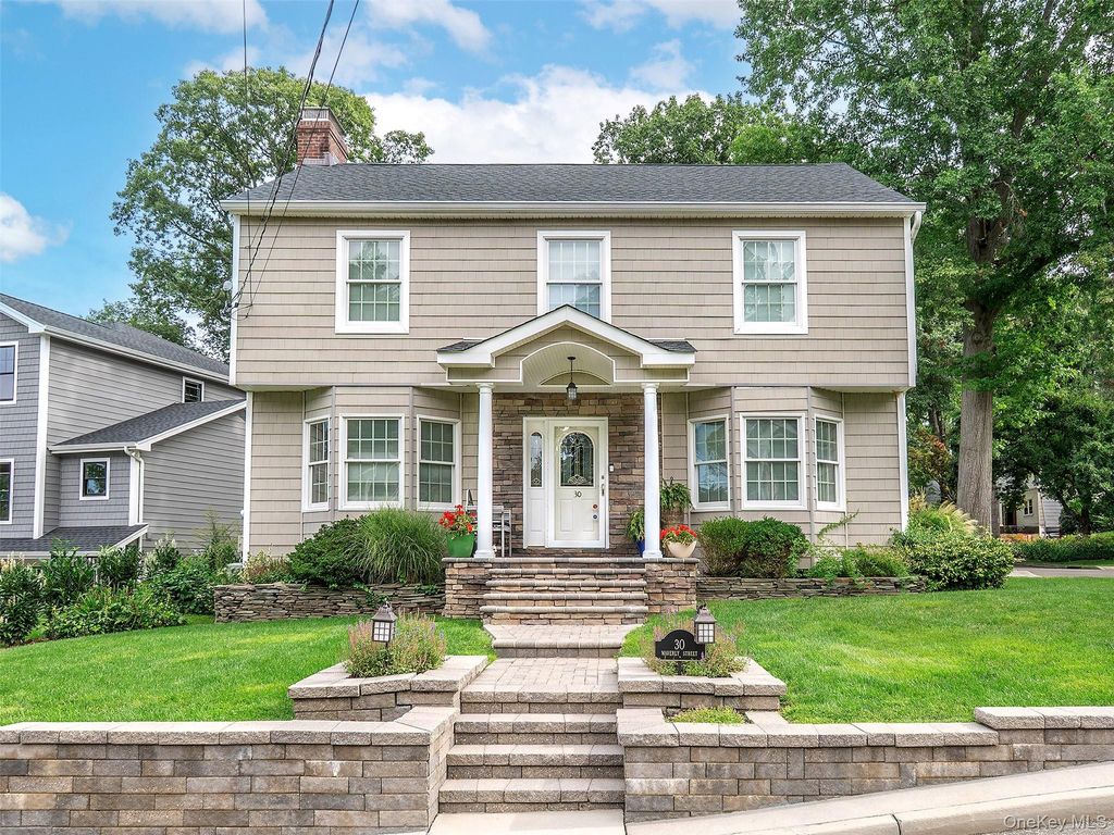30 Waverly Street, Glen Head, NY 11545 — exterior