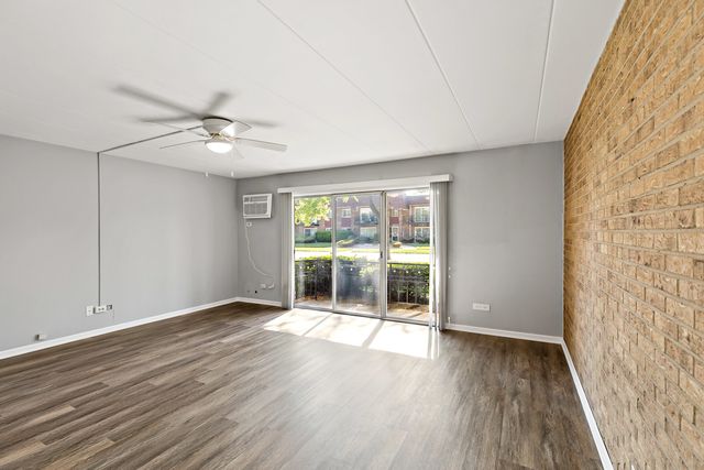18205 Hart Drive 1A, Homewood, IL 60430