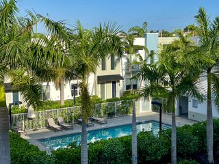 405 NE 35TH Court 2, Oakland Park, FL 33334