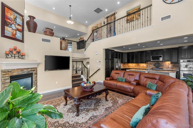 9254 Viaggio Way, Highlands Ranch, CO 80126