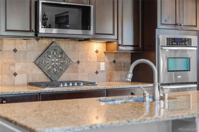 9254 Viaggio Way, Highlands Ranch, CO 80126