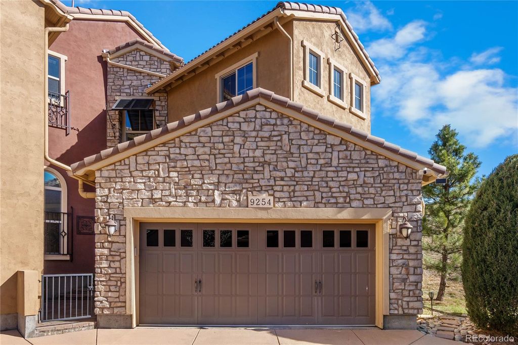 9254 Viaggio Way, Highlands Ranch, CO 80126