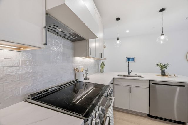 374 Athens Street 3, Boston, MA 02127