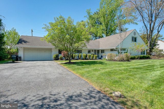 7906 LONG MEADOW RD, Pikesville, MD 21208