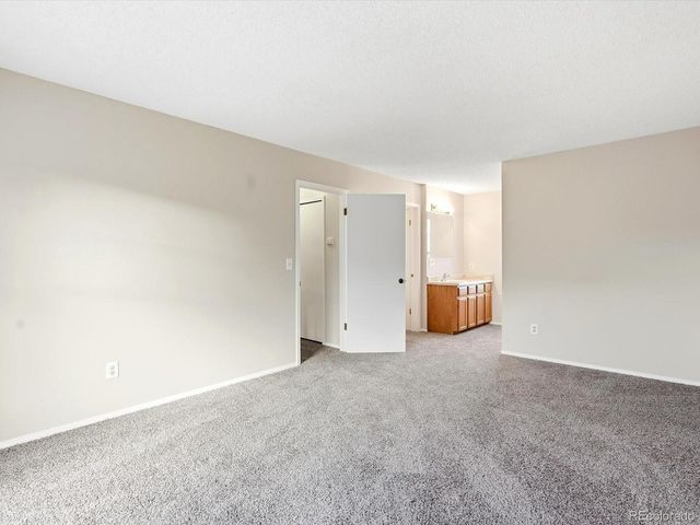 1930 S Balsam Street, Lakewood, CO 80227