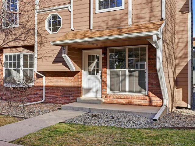 1930 S Balsam Street, Lakewood, CO 80227