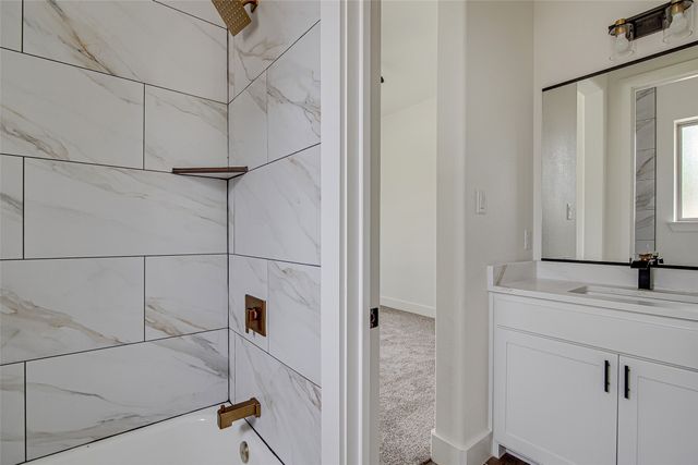 1020 Royal Lytham Court, Grand Prairie, TX 75104