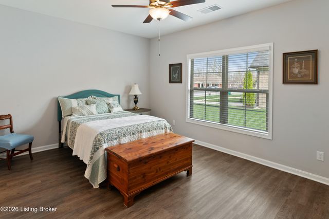 8501 Blum Farm Way, Louisville, KY 40291