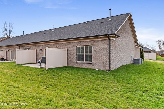 8501 Blum Farm Way, Louisville, KY 40291