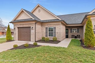 8501 Blum Farm Way, Louisville, KY 40291