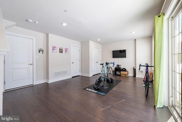 232 RED LEAF LN, Exton, PA 19341