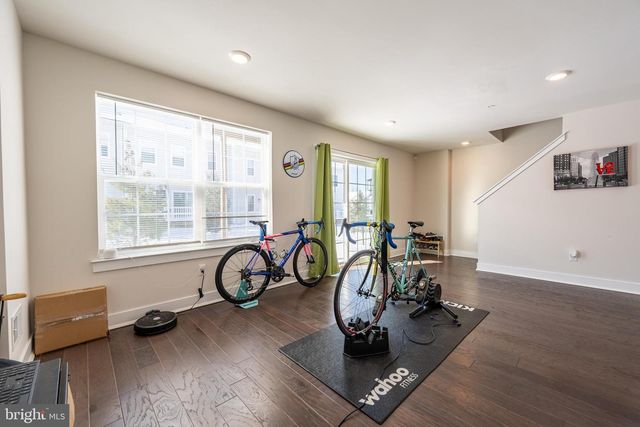 232 RED LEAF LN, Exton, PA 19341