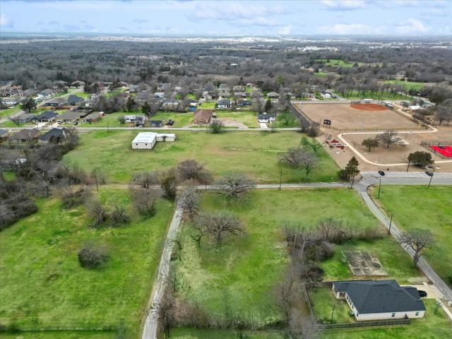 610 Myers Street, Terrell, TX 75160
