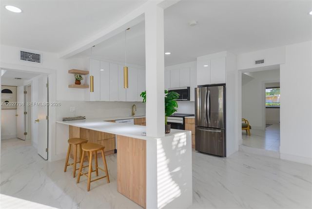 415 NW 133rd St 415, North Miami, FL 33168