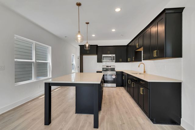 1827 Cotton Way, Chattanooga, TN 37404