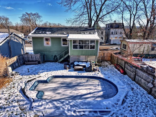 52 N Franklin Street, Athens, NY 12015