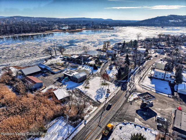 52 N Franklin Street, Athens, NY 12015