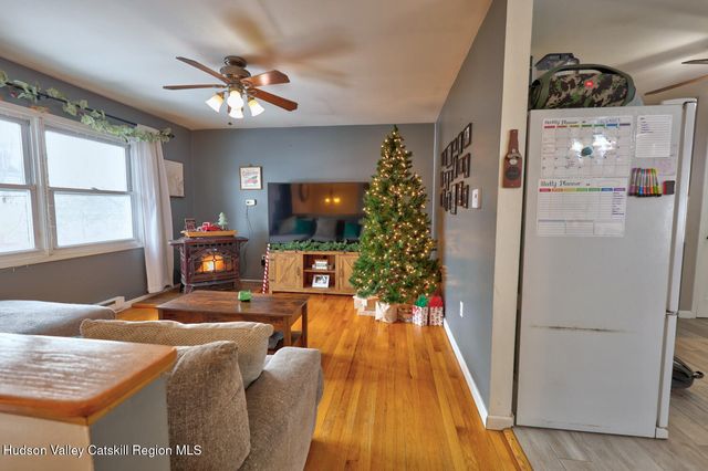 52 N Franklin Street, Athens, NY 12015