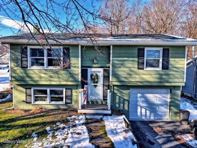 52 N Franklin Street, Athens, NY 12015