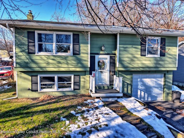 52 N Franklin Street, Athens, NY 12015