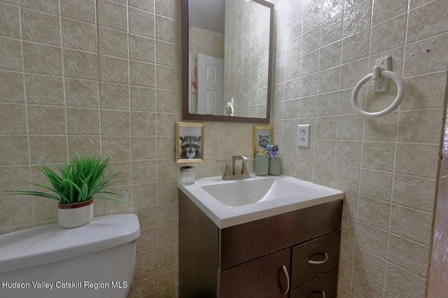 52 N Franklin Street, Athens, NY 12015