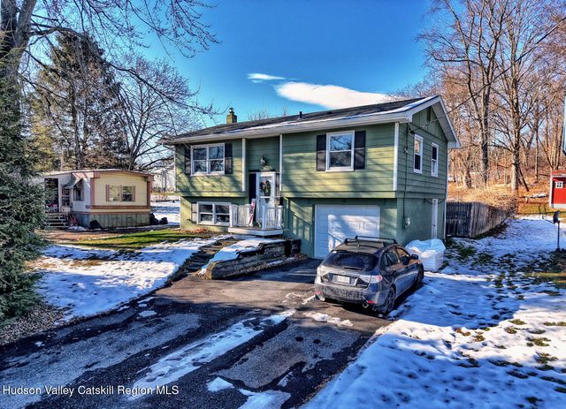 52 N Franklin Street, Athens, NY 12015