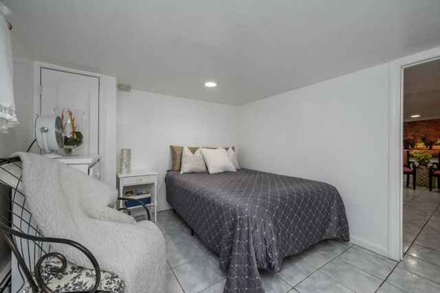 237 Linden Ave, Rahway City, NJ 07065