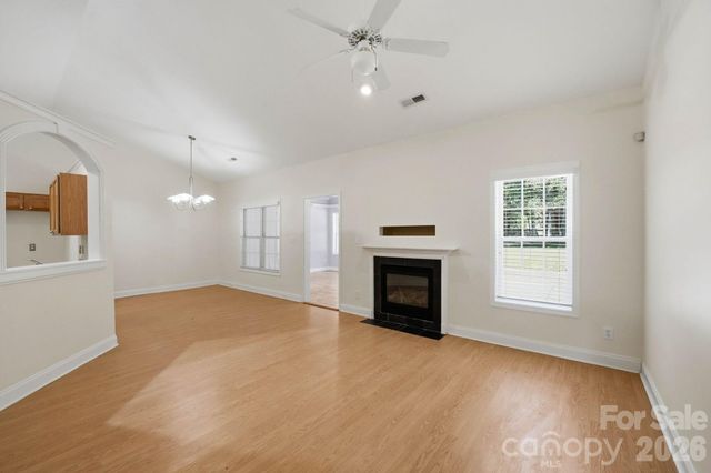 139 Spicewood Circle, Troutman, NC 28166