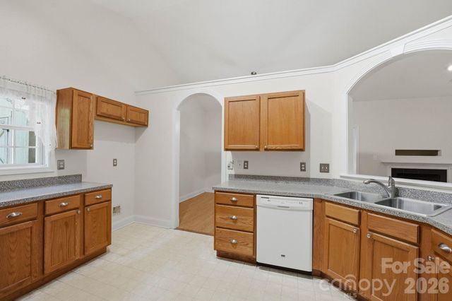 139 Spicewood Circle, Troutman, NC 28166