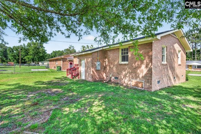 210 Cabin Creek Boulevard, Hopkins, SC 29061