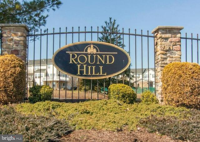 16 TUXFORD LN, Coatesville, PA 19320