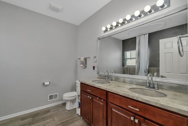 1801 Wild Rose Trail, Joliet, IL 60431