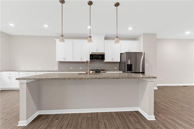 2247 Pink Hawthorn Dr, Buford, GA 30518