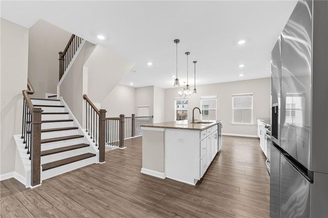 2247 Pink Hawthorn Dr, Buford, GA 30518