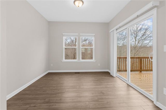 2247 Pink Hawthorn Dr, Buford, GA 30518