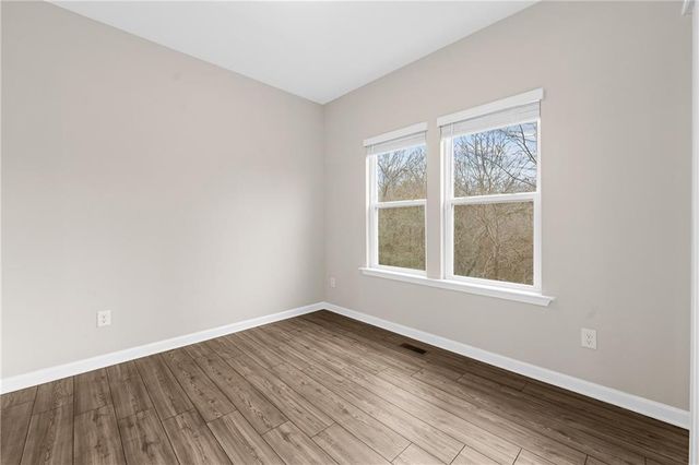 2247 Pink Hawthorn Dr, Buford, GA 30518