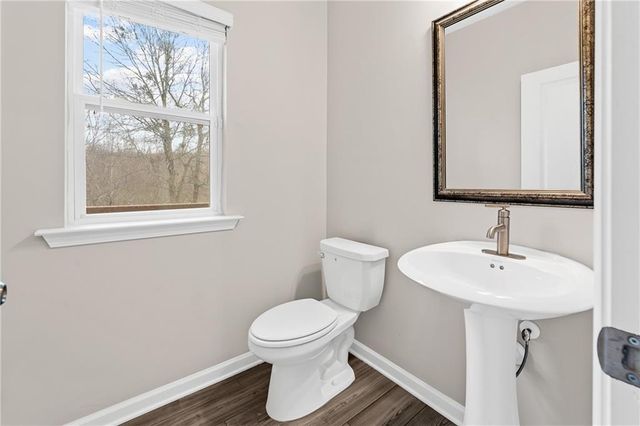 2247 Pink Hawthorn Dr, Buford, GA 30518