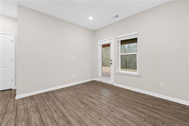 2247 Pink Hawthorn Dr, Buford, GA 30518