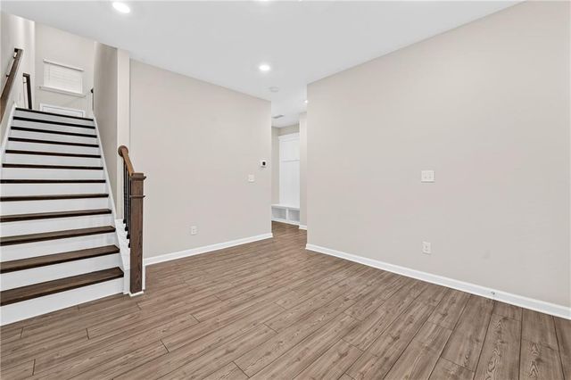 2247 Pink Hawthorn Dr, Buford, GA 30518