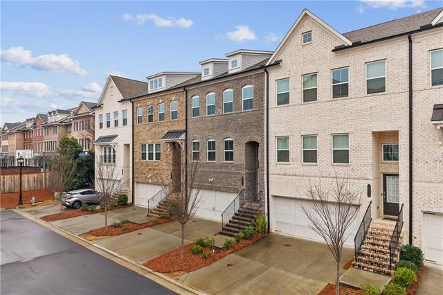 2247 Pink Hawthorn Dr, Buford, GA 30518