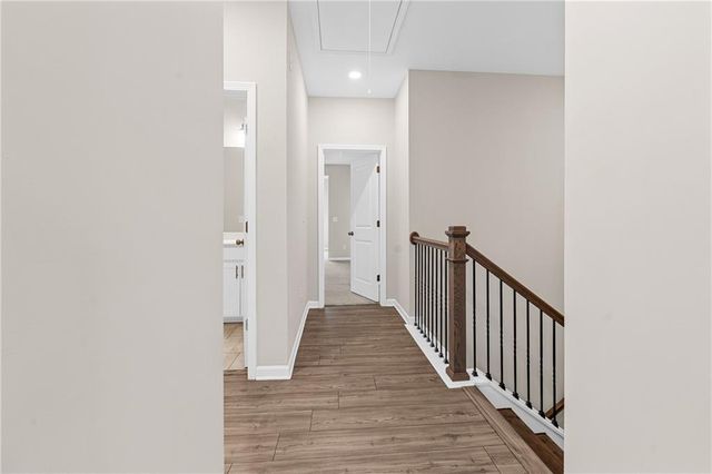 2247 Pink Hawthorn Dr, Buford, GA 30518