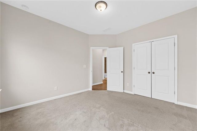 2247 Pink Hawthorn Dr, Buford, GA 30518