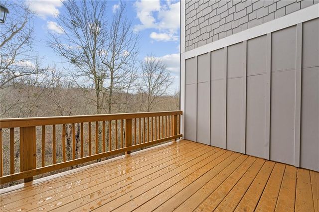 2247 Pink Hawthorn Dr, Buford, GA 30518