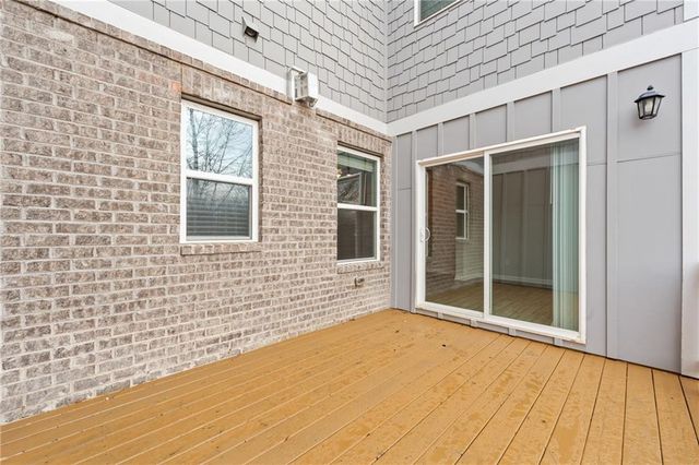 2247 Pink Hawthorn Dr, Buford, GA 30518